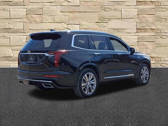 Certified 2025 Cadillac XT6 Premium Luxury w/ Technology Package AWD/4WD image 4