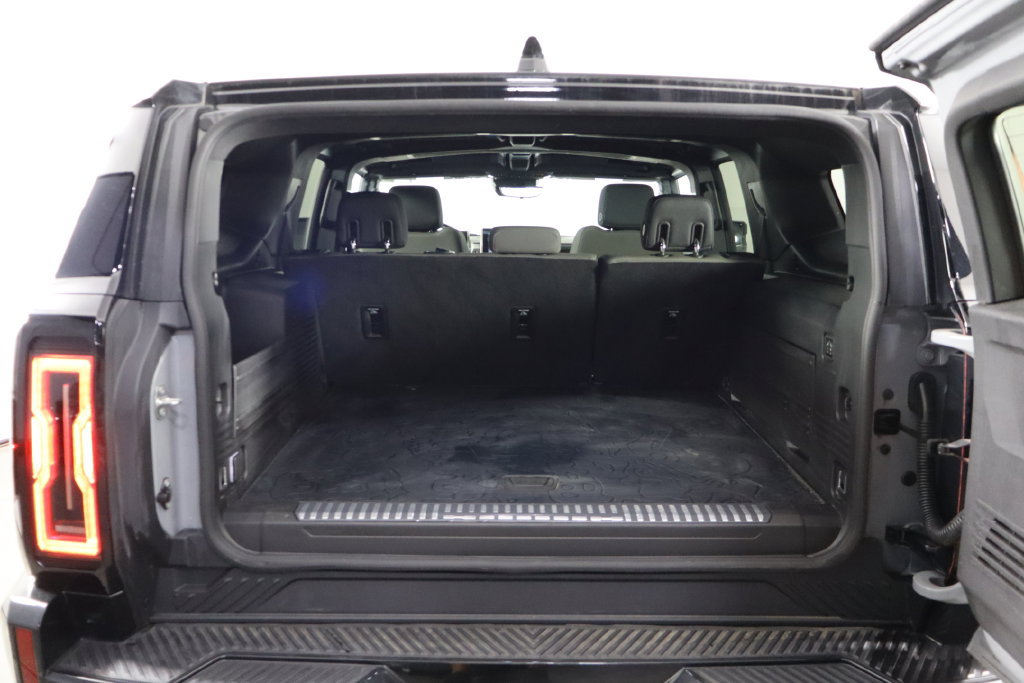 Used 2024 GMC Hummer EV 3X AWD/4WD image 17