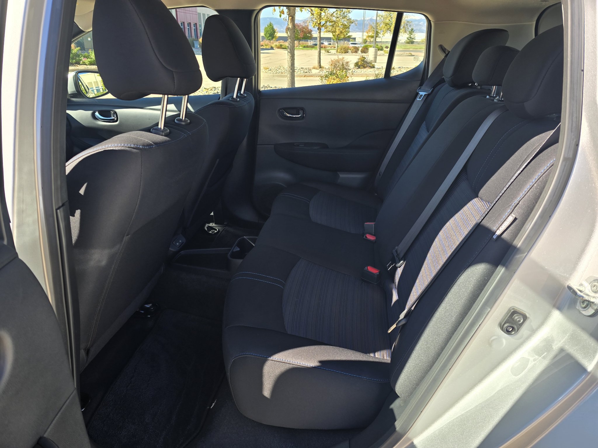 Used 2025 Nissan Leaf S FWD image 14