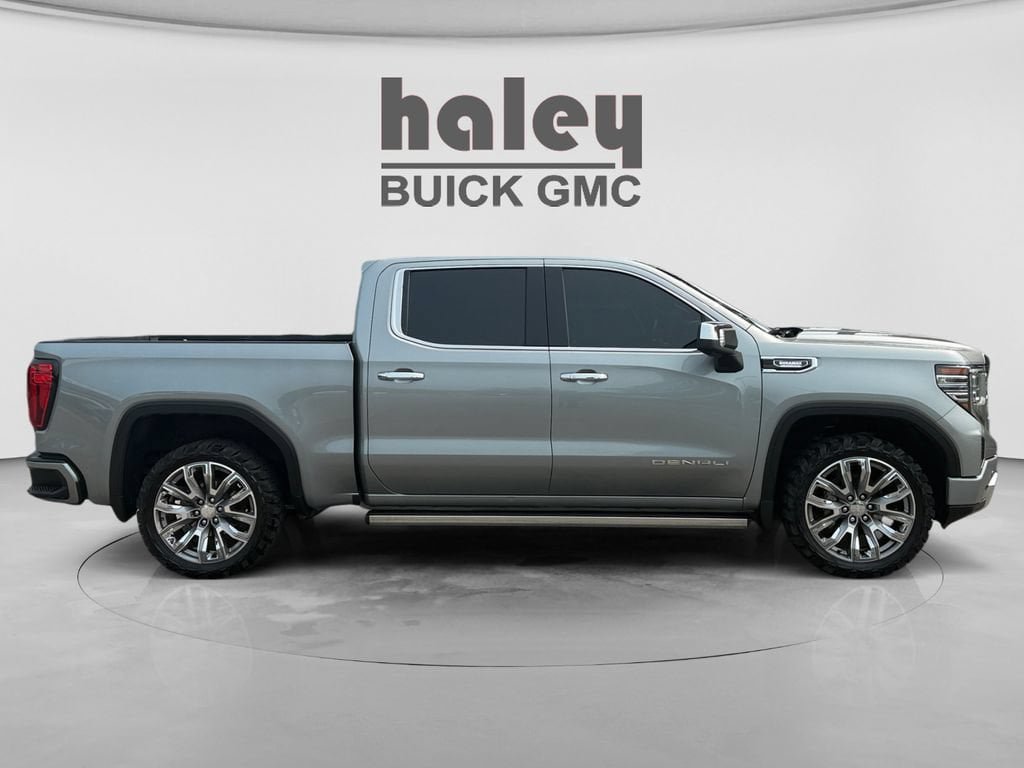 Used 2023 GMC Sierra 1500 Denali w/ Denali Reserve Package AWD/4WD image 6