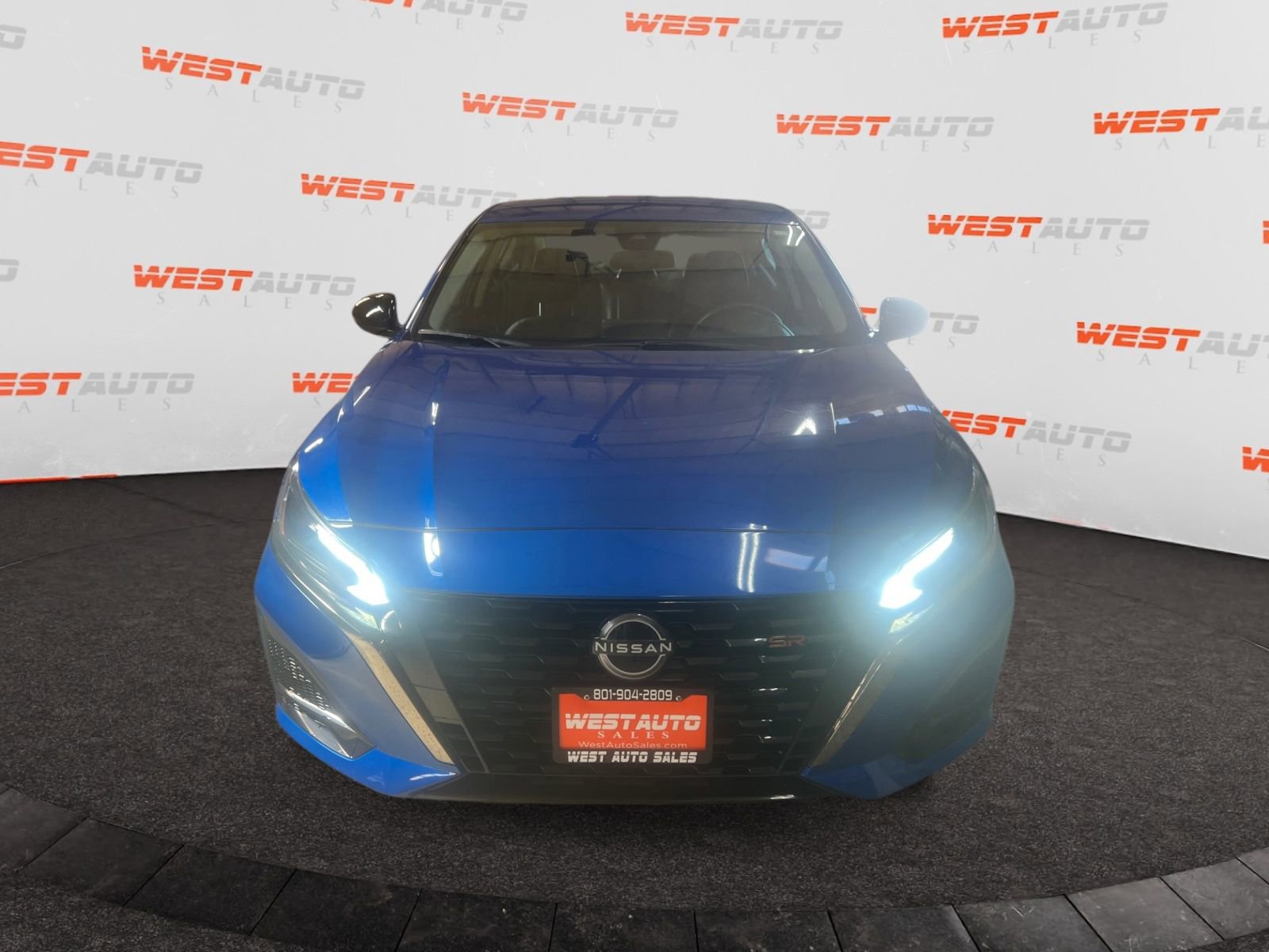 Used 2025 Nissan Altima 2.5 SR FWD image 8