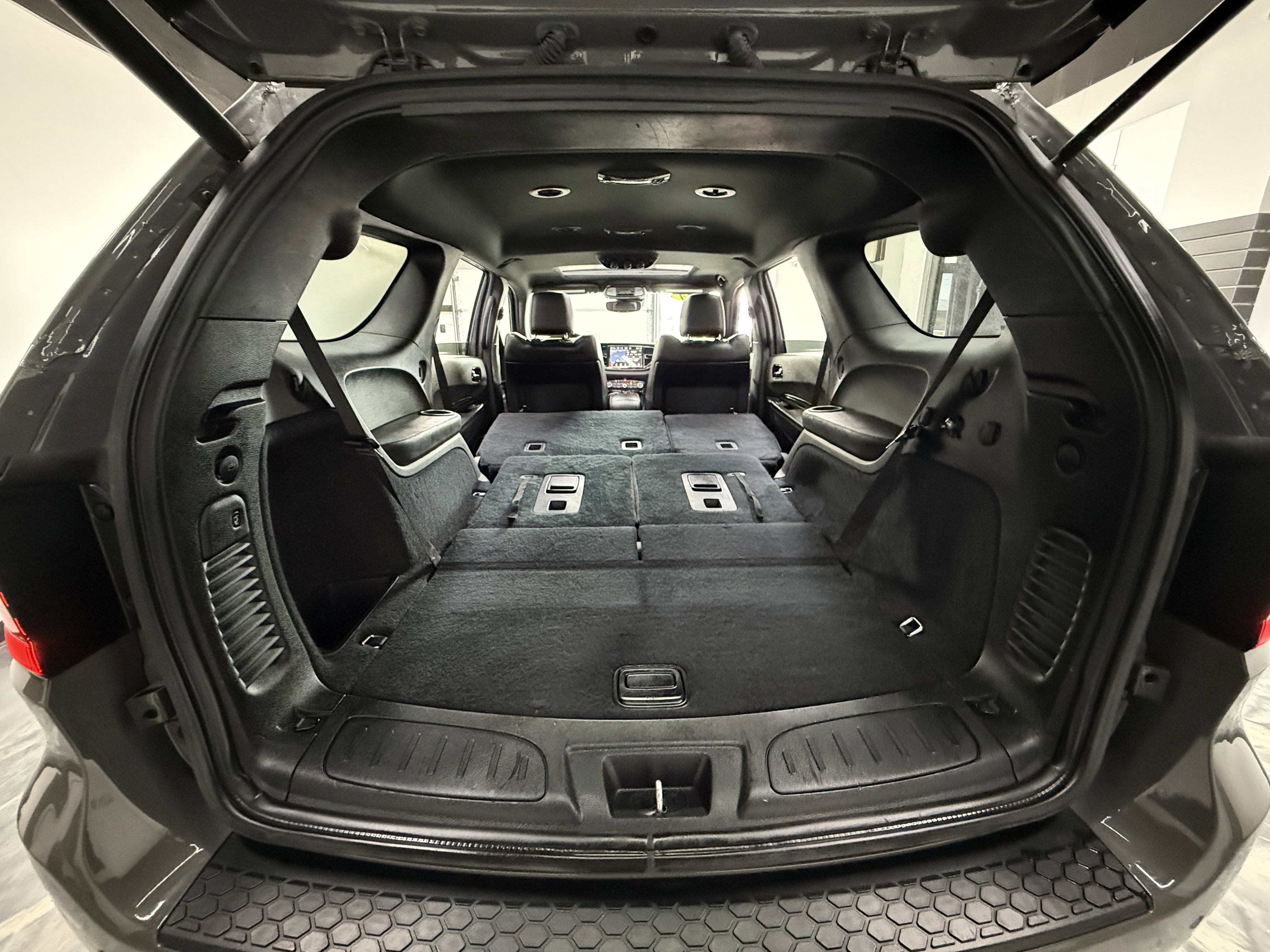 Used 2023 Dodge Durango R/T w/ Blacktop Package image 10
