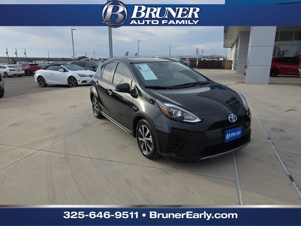 Used 2018 Toyota Prius C One image 1