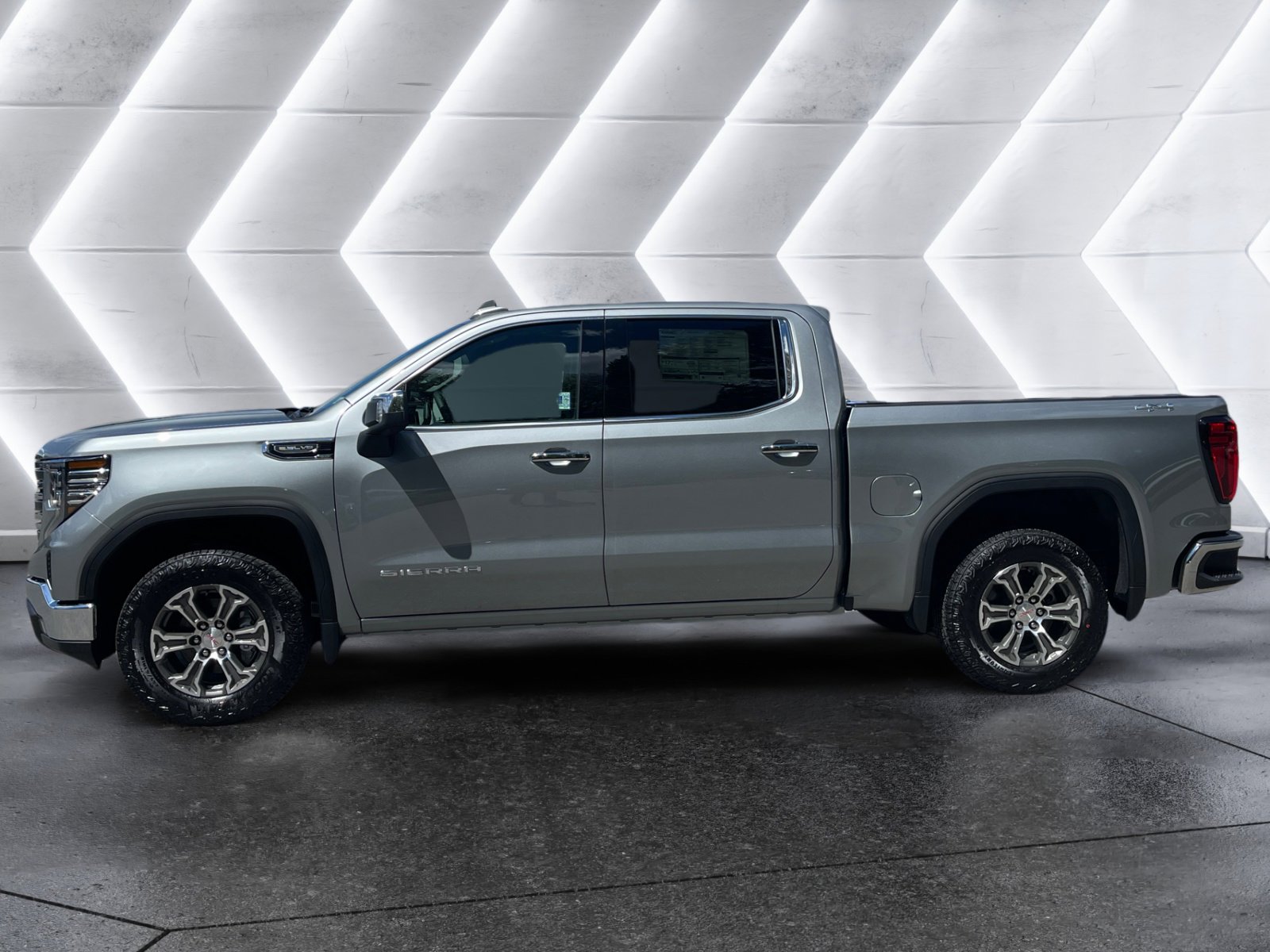 New 2026 GMC Sierra 1500 SLT AWD/4WD image 3