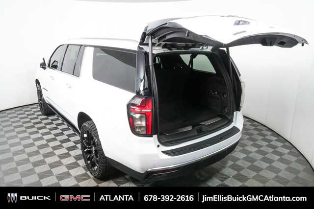 Used 2023 Chevrolet Suburban High Country image 29