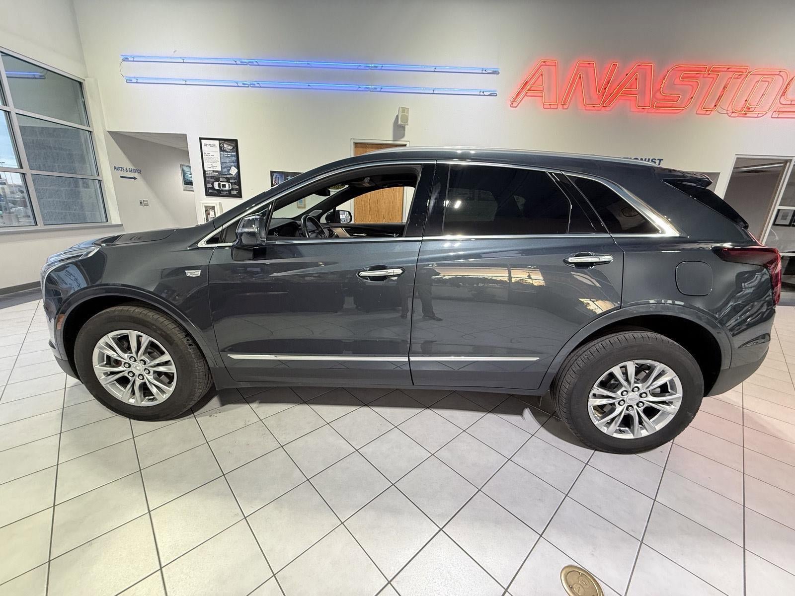 Used 2020 Cadillac XT5 Premium Luxury image 4