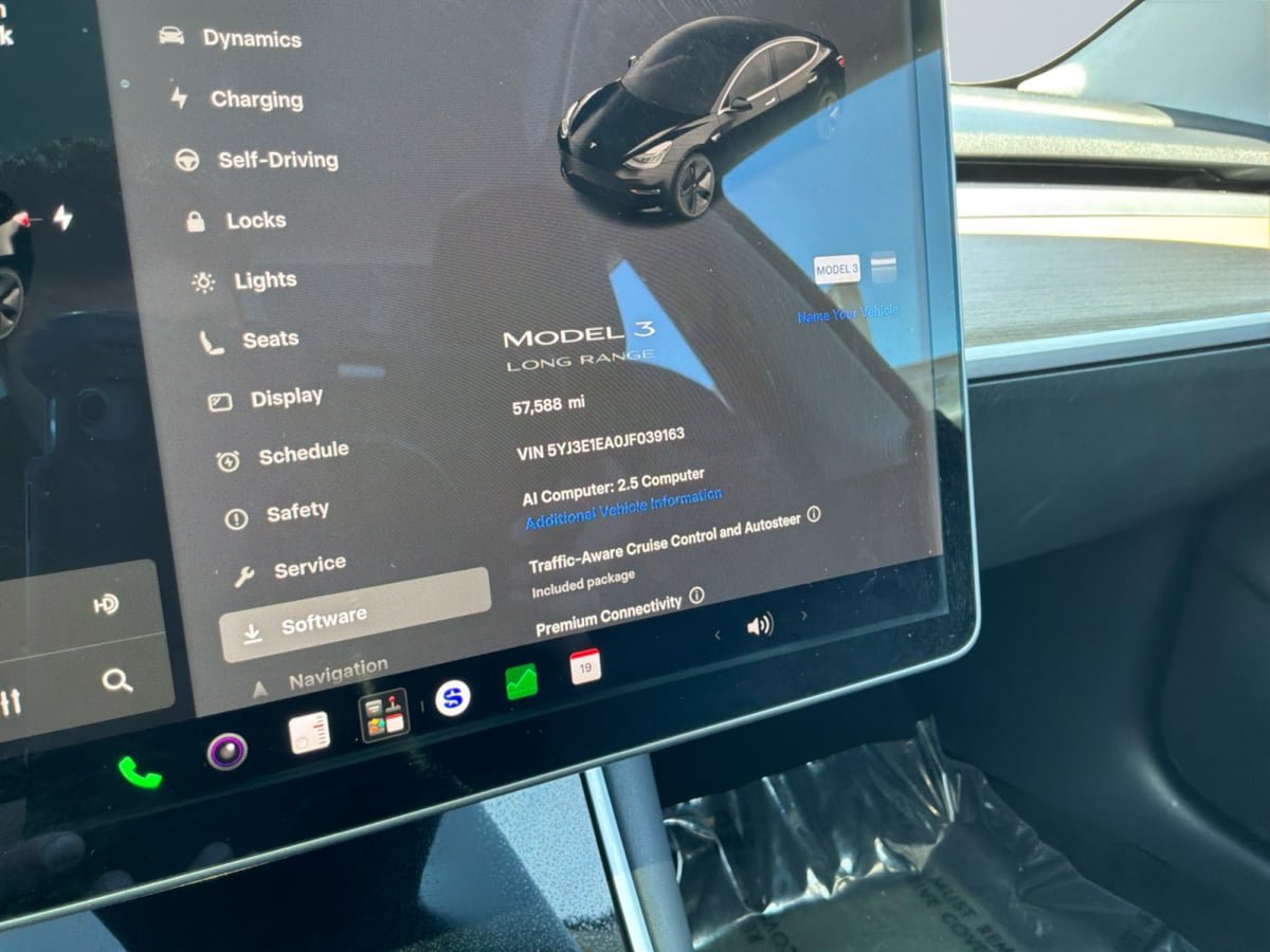 Used 2018 Tesla Model 3 Long Range RWD image 12