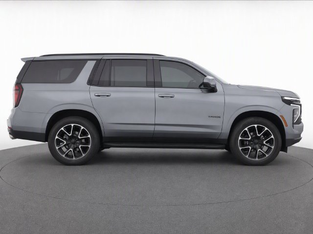 Used 2025 Chevrolet Tahoe RST w/ Comfort Package AWD/4WD image 8