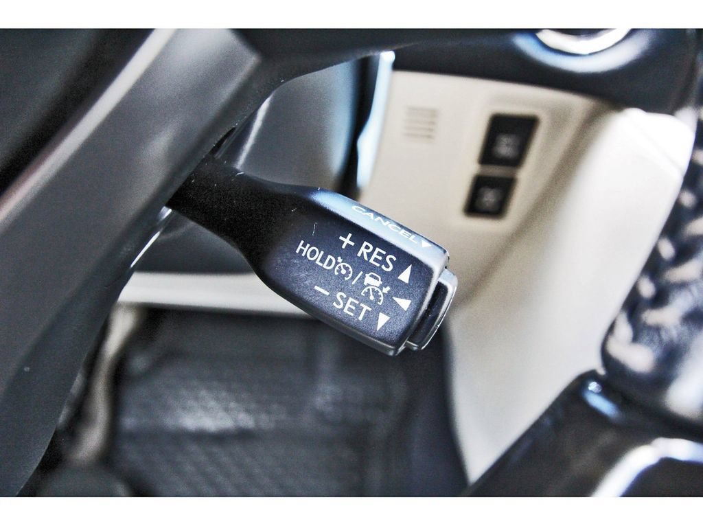Used 2022 Lexus GX 460 Premium w/ Premium Package AWD/4WD image 13