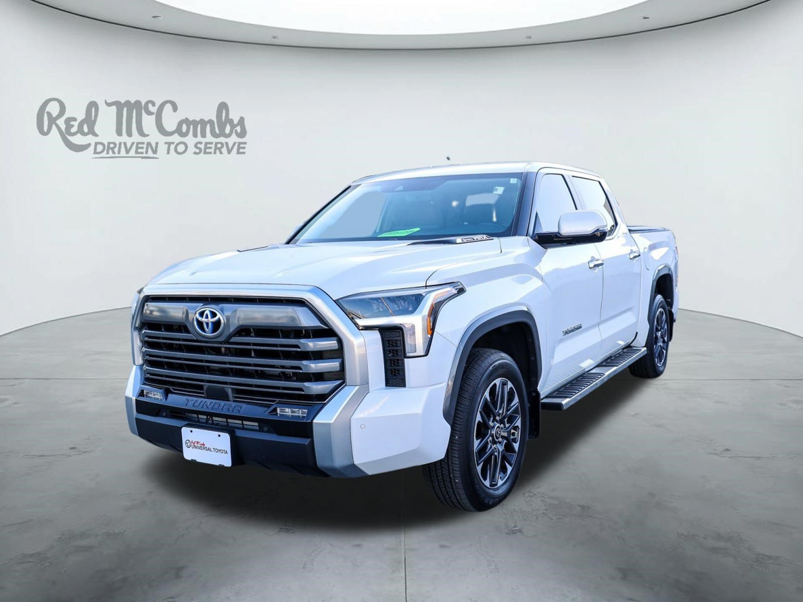 Used 2024 Toyota Tundra Limited w/ Power Package AWD/4WD image 1