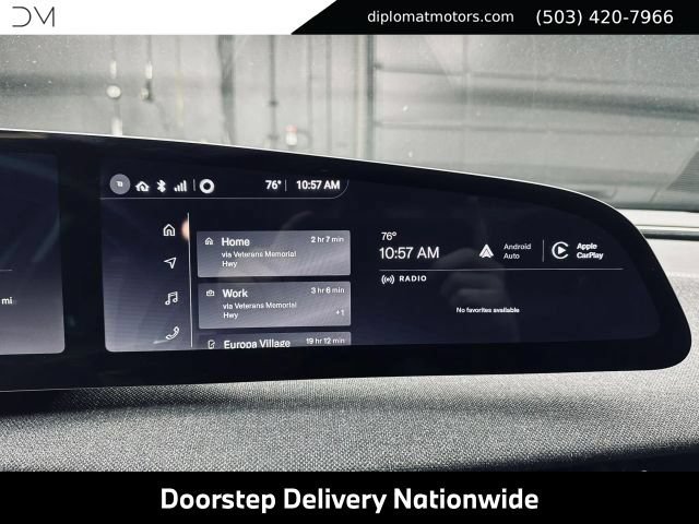 Used 2025 Lucid Air Pure RWD image 32