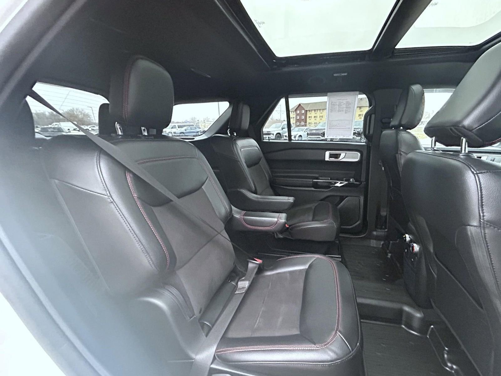 Used 2023 Ford Explorer ST-Line w/ Class IV Trailer Tow Package image 19