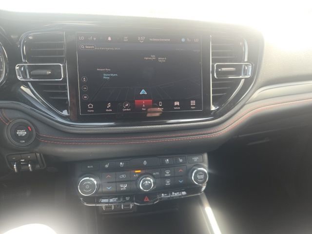 Used 2024 Dodge Durango GT image 12