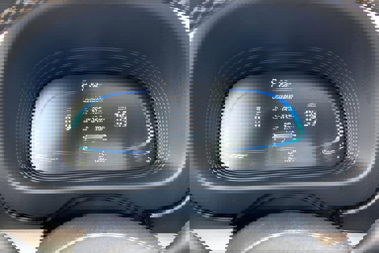 Used 2025 Hyundai Venue SEL image 25