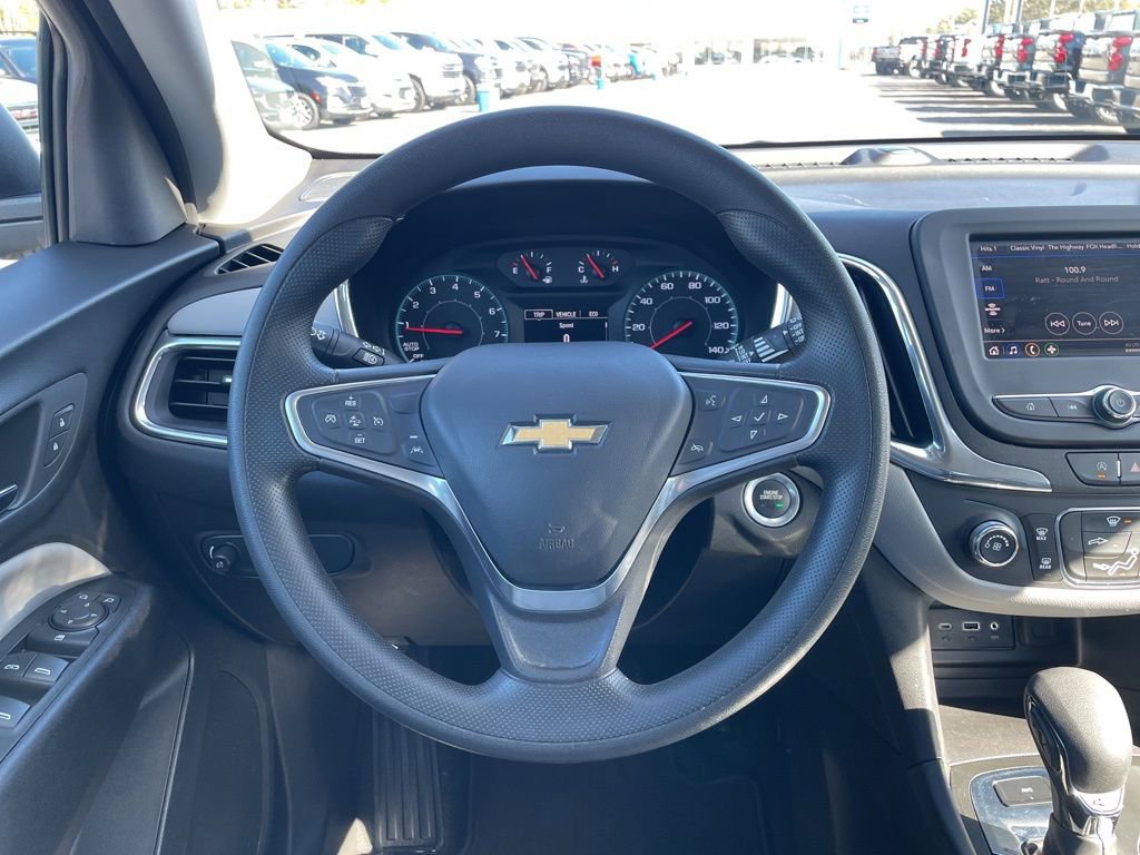 Used 2023 Chevrolet Equinox LS image 13