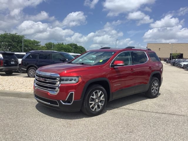 Used 2023 GMC Acadia SLT w/ Preferred Package