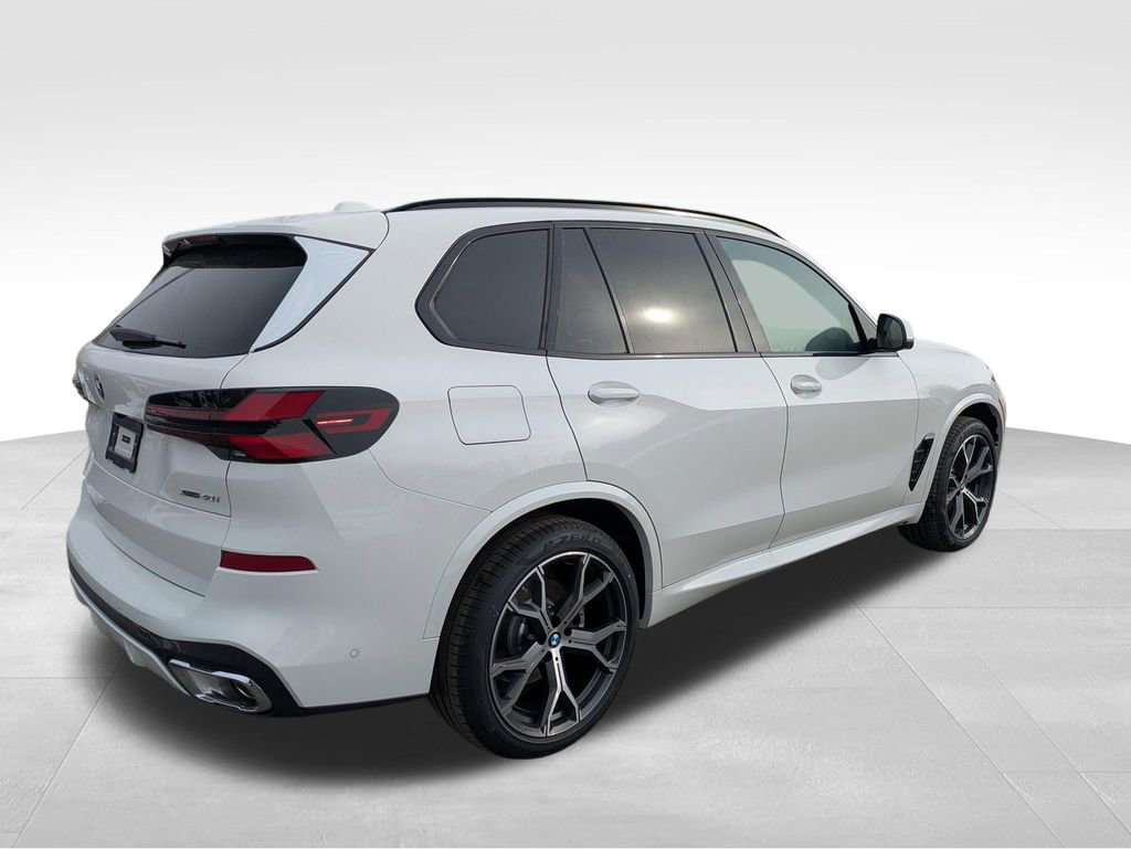 New 2026 BMW X5 xDrive40i w/ M Sport Package image 4