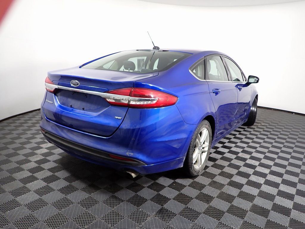 Used 2018 Ford Fusion SE image 13