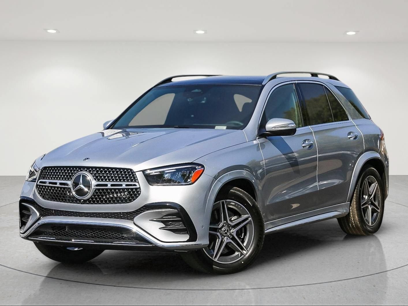 Used 2025 Mercedes-Benz GLE 580 4MATIC image 2