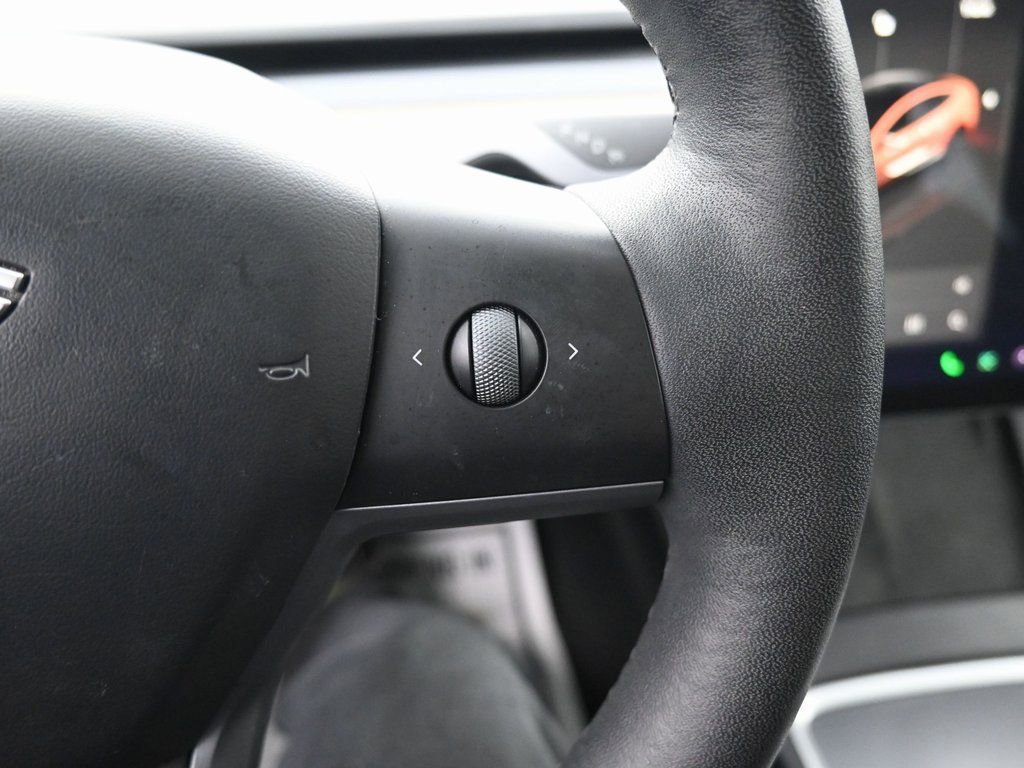 Used 2023 Tesla Model 3 Standard Range RWD image 19