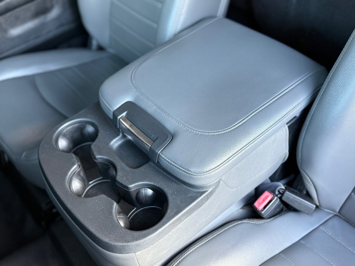 Used 2015 RAM 1500 ST RWD image 13