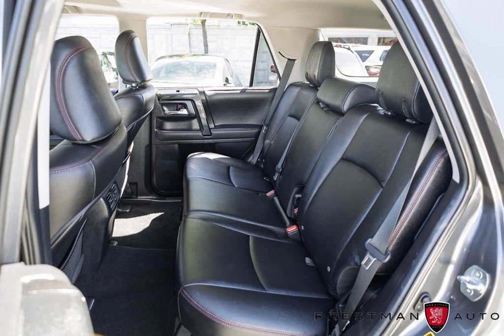 Used 2022 Toyota 4Runner TRD Off-Road Premium w/ Moonroof Package AWD/4WD image 35