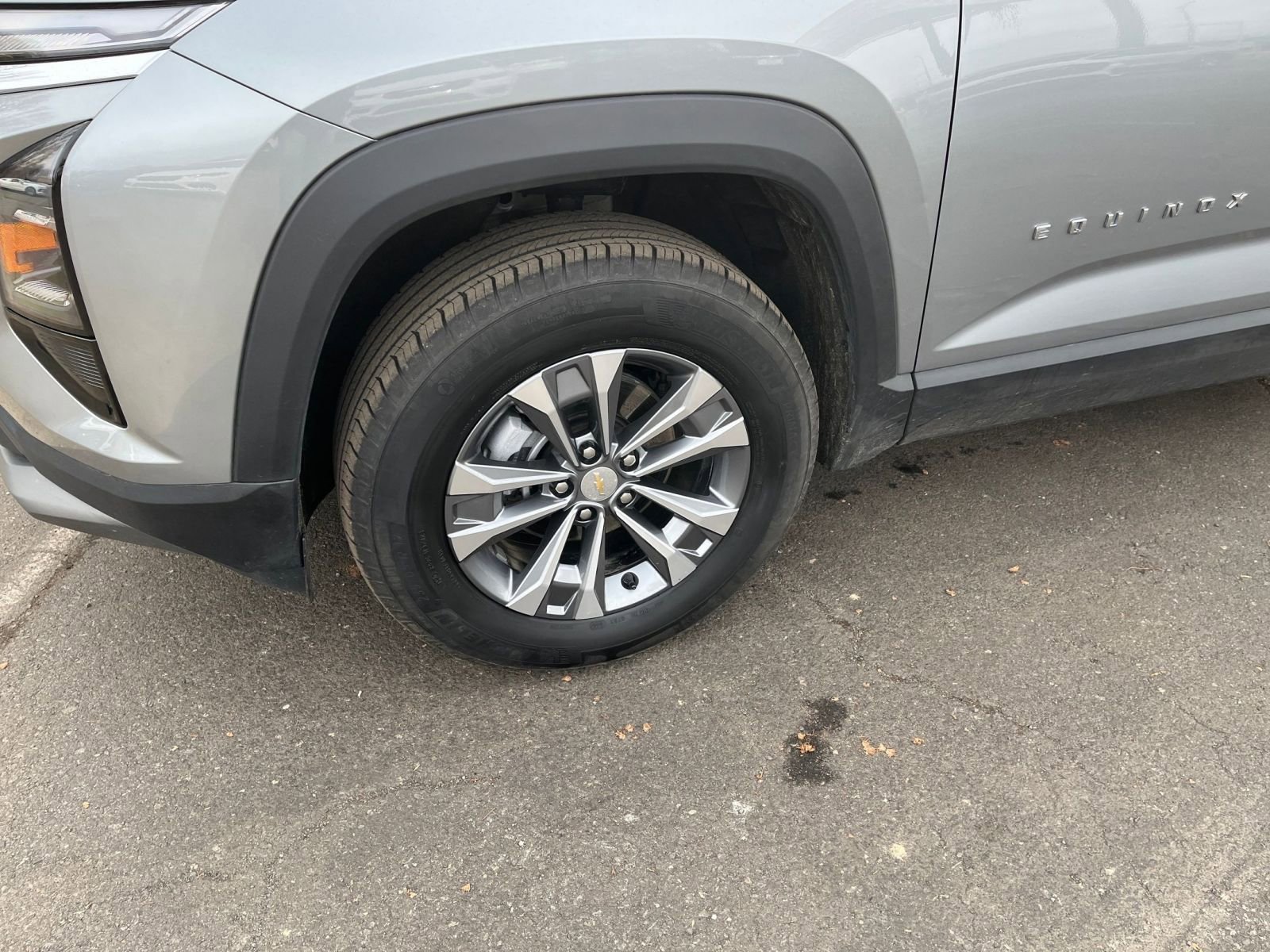 Used 2025 Chevrolet Equinox LT image 30