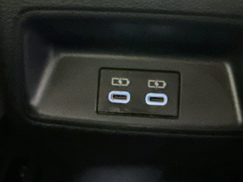 Used 2024 Toyota Corolla LE FWD image 39
