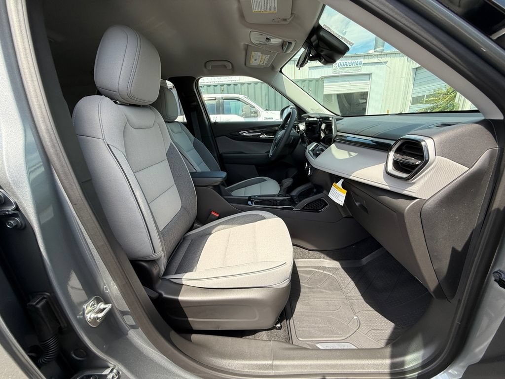 New 2026 Chevrolet TrailBlazer LS w/ LS Convenience Package FWD image 24
