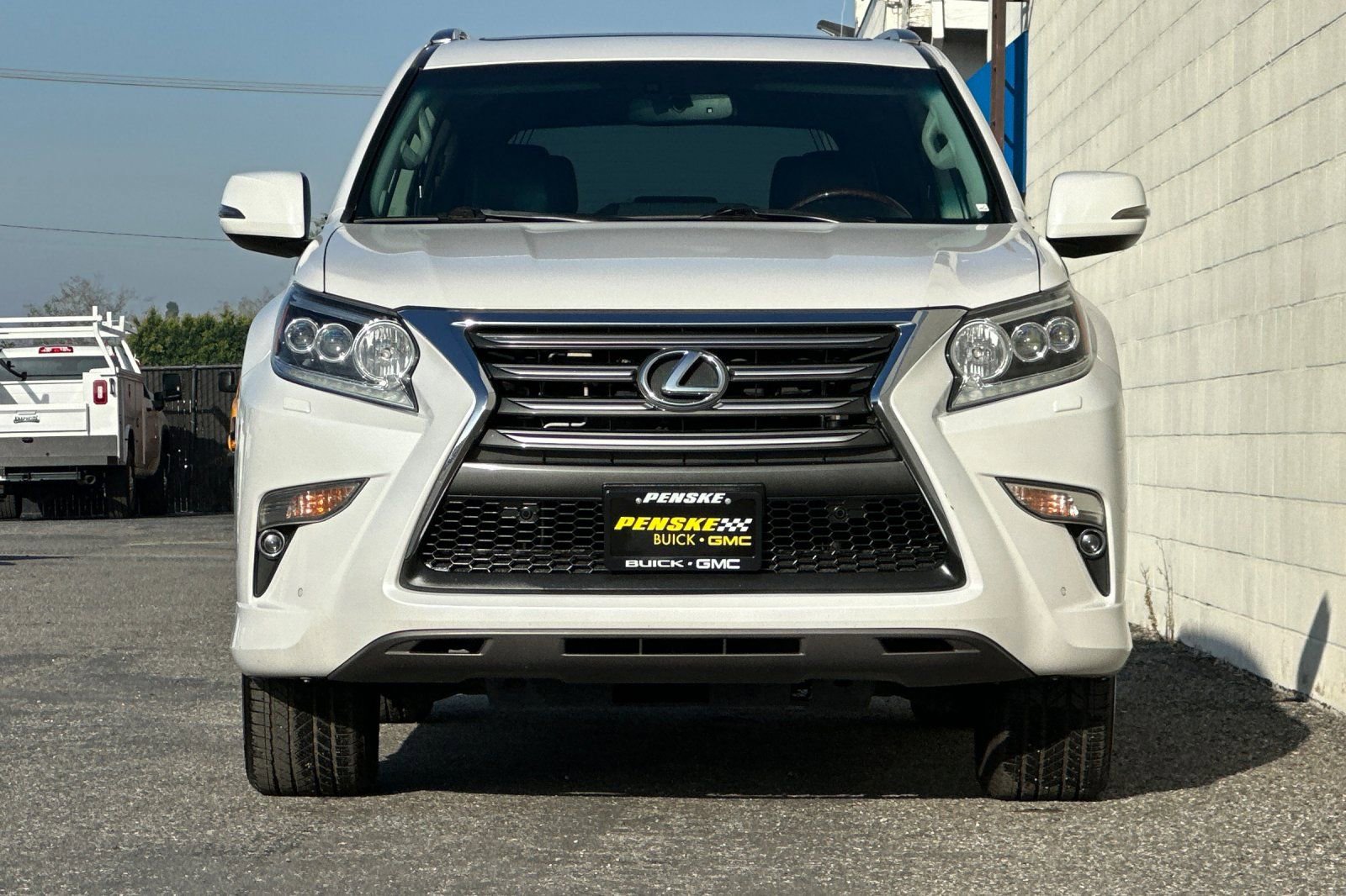 Used 2017 Lexus GX 460 Premium w/ Premium Package image 9