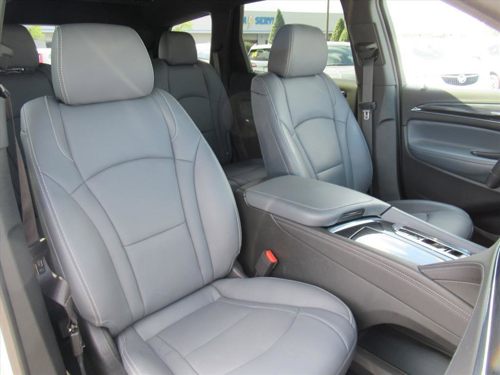 Used 2023 Buick Enclave Premium w/ Experience Buick Package image 9