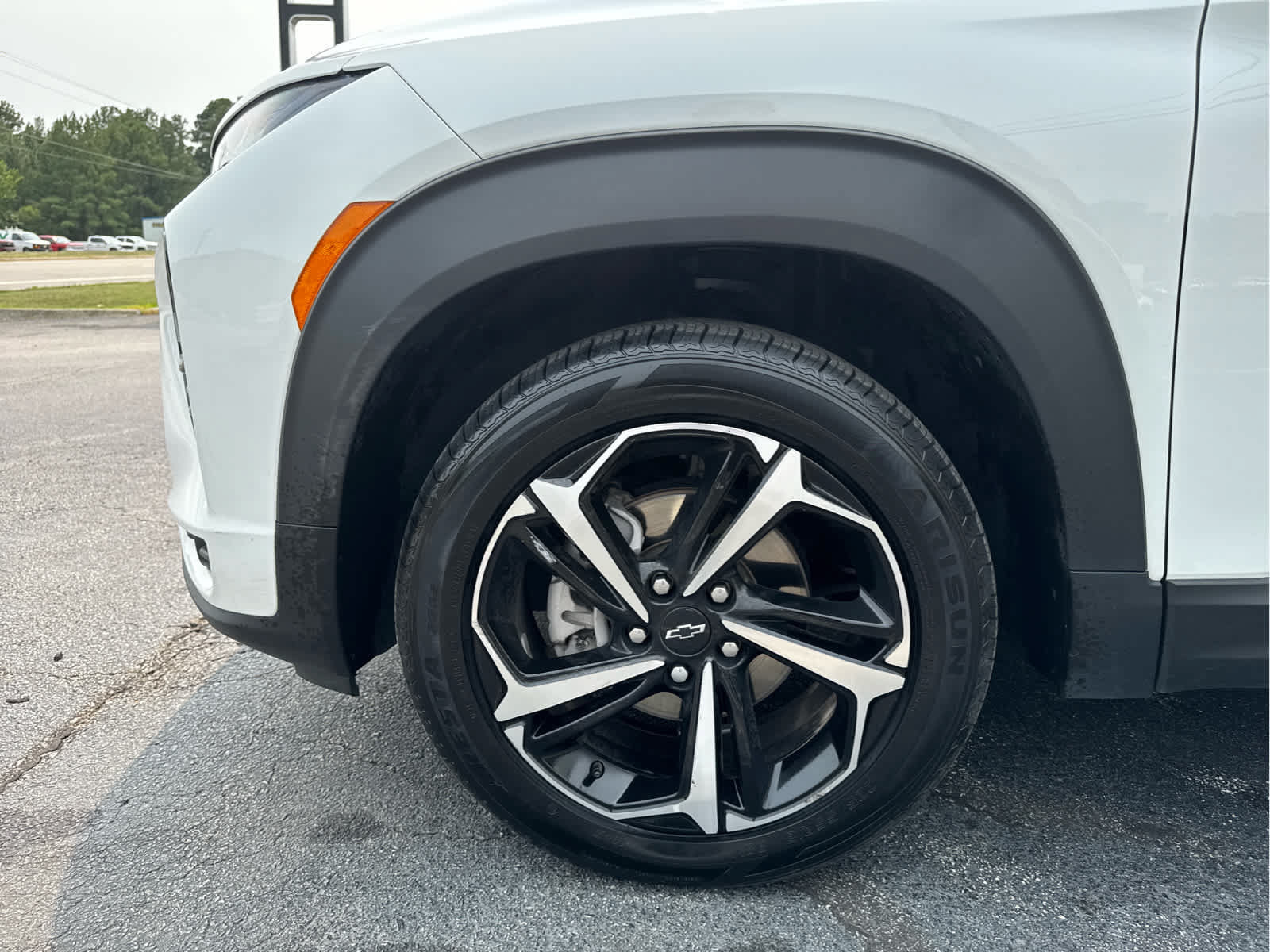 Used 2023 Chevrolet TrailBlazer RS w/ Sun and Liftgate Package AWD/4WD image 19