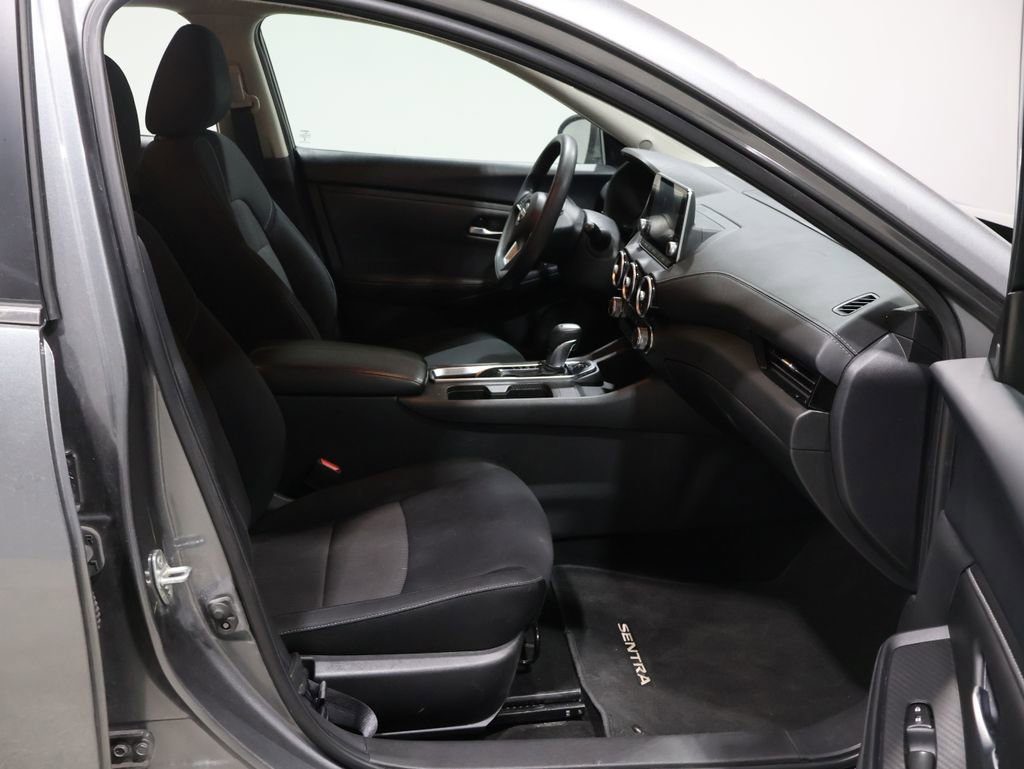 Used 2024 Nissan Sentra SV image 23