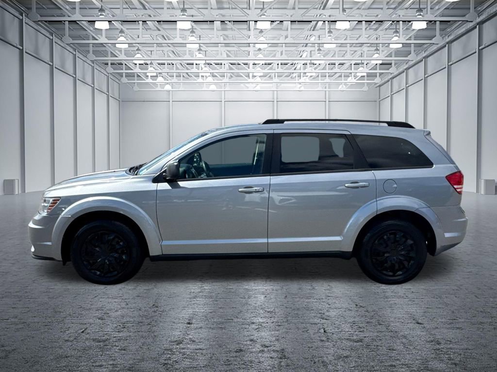 Used 2019 Dodge Journey SE image 4