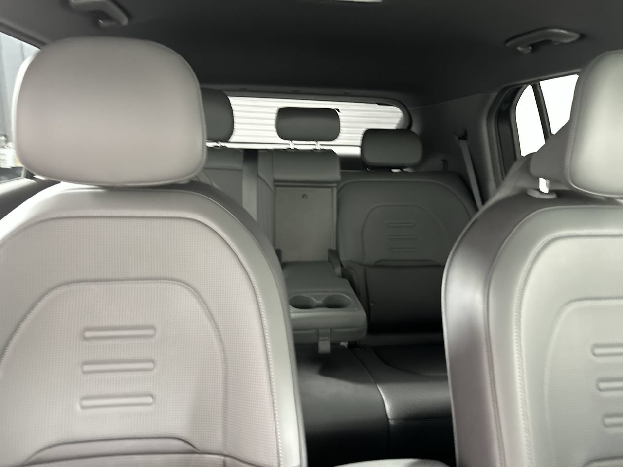New 2027 Kia EV3 Wind FWD image 17