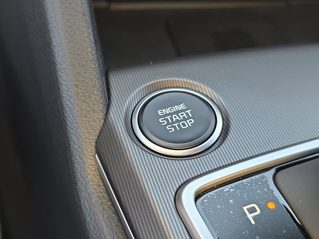 New 2026 Kia Sportage EX w/ EX Panorama Roof Package image 32