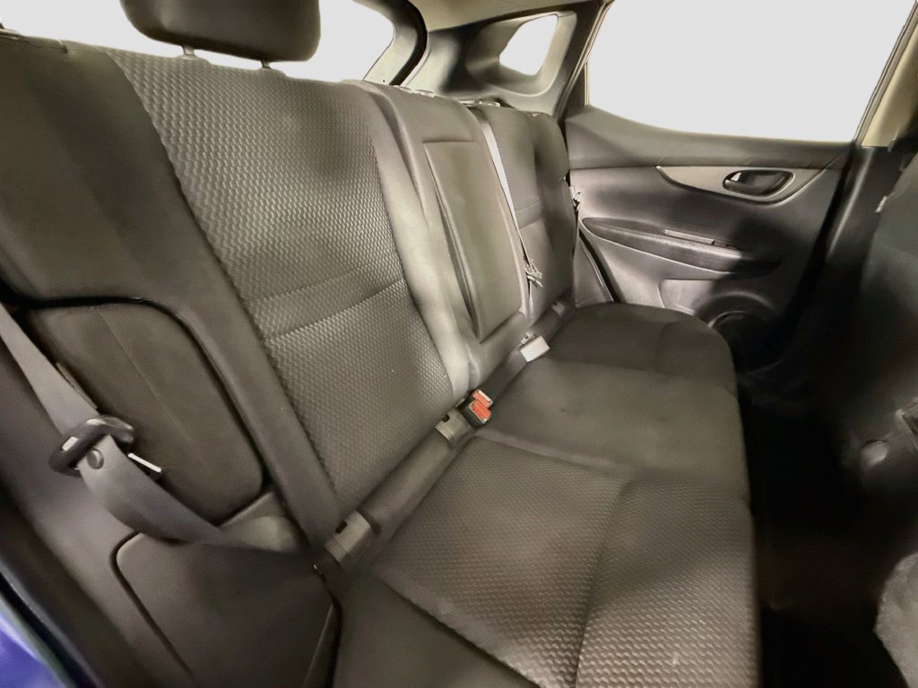 Used 2020 Nissan Rogue Sport S w/ Appearance Package FWD image 25