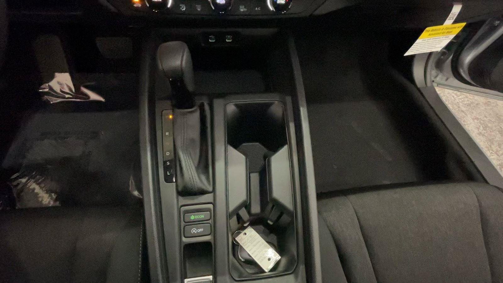 Certified 2025 Honda Accord SE image 36