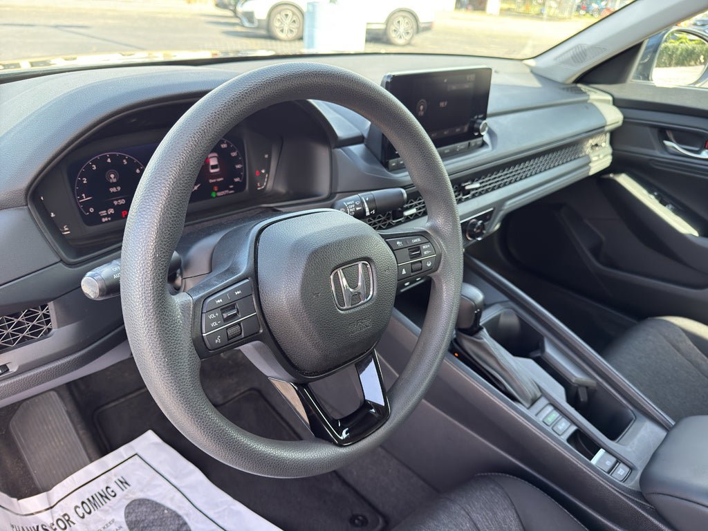 Used 2023 Honda Accord EX image 34