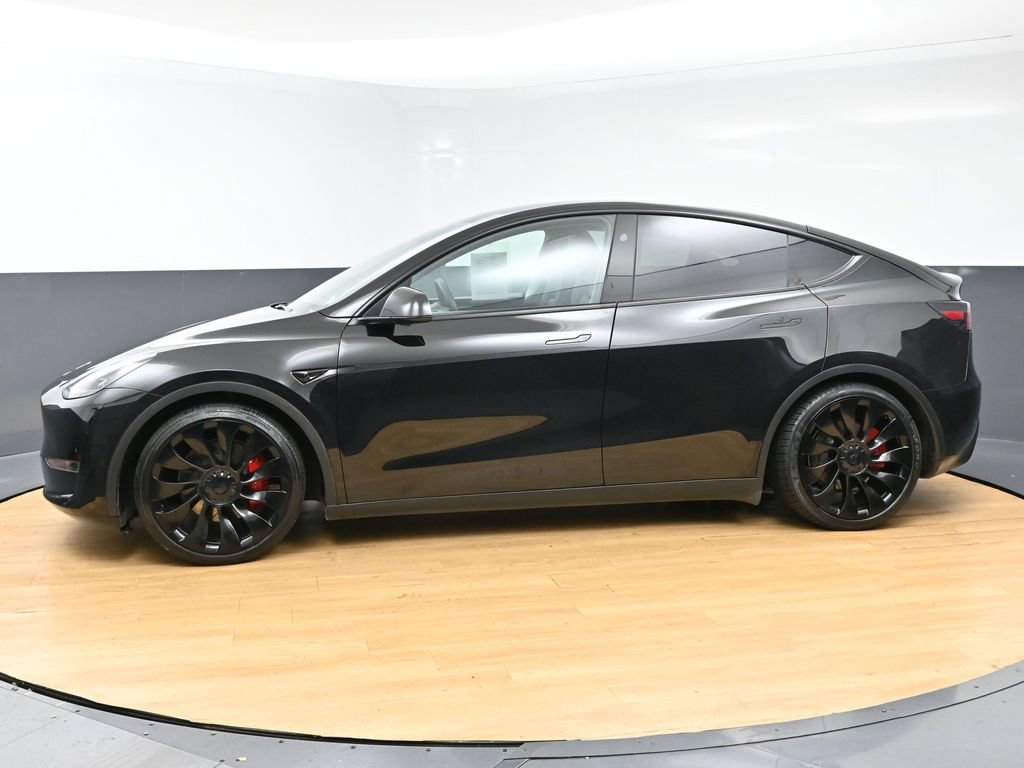 Used 2024 Tesla Model Y Performance AWD/4WD image 5