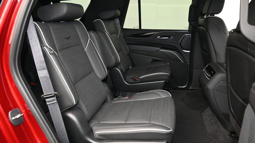 Certified 2023 Cadillac Escalade Sport w/ LPO, ONYX Package AWD/4WD image 18
