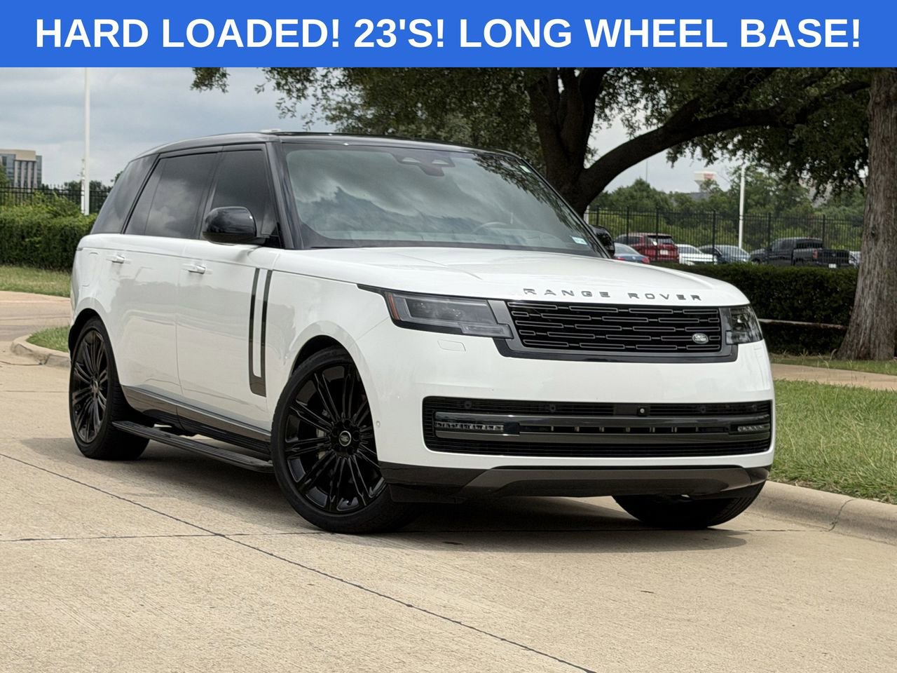 Used 2024 Land Rover Range Rover Long Wheelbase SE AWD/4WD image 2