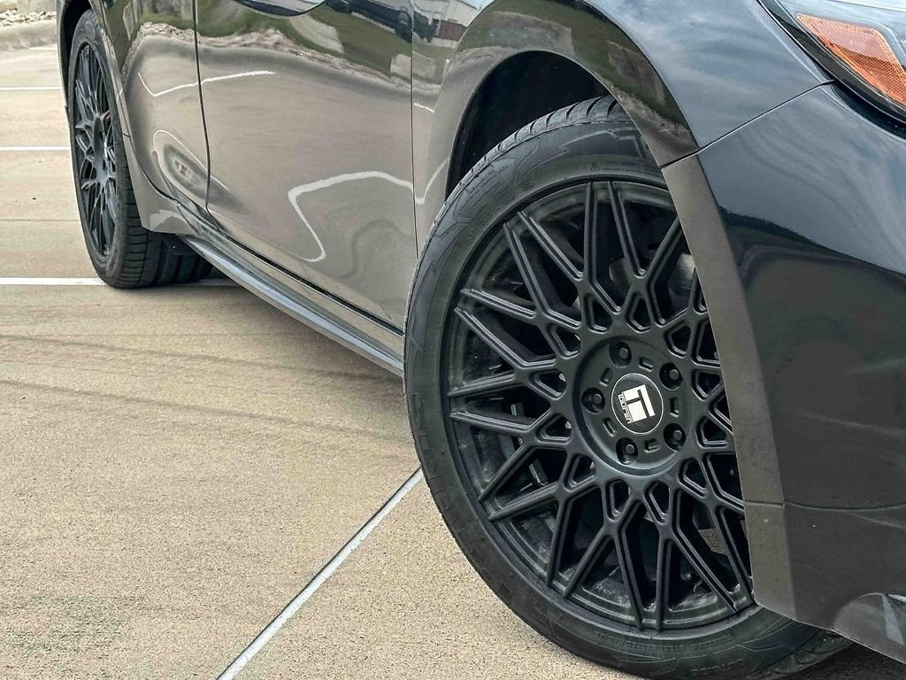 Used 2020 Nissan Maxima SR w/ Sport Mat Group FWD image 9