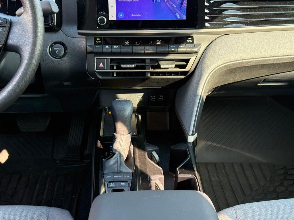Certified 2025 Toyota Camry LE FWD image 16