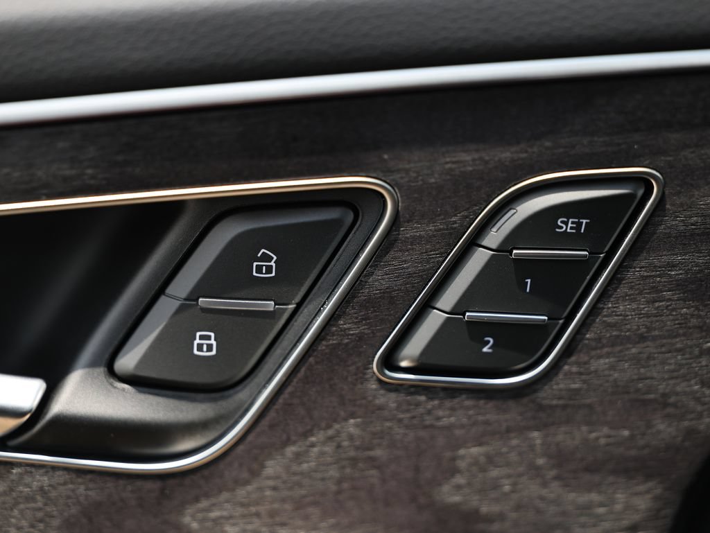 New 2026 Audi Q8 Premium Plus AWD/4WD image 15