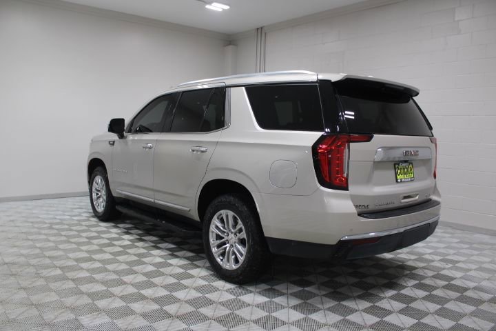 Used 2022 GMC Yukon SLT w/ SLT Premium Package image 10