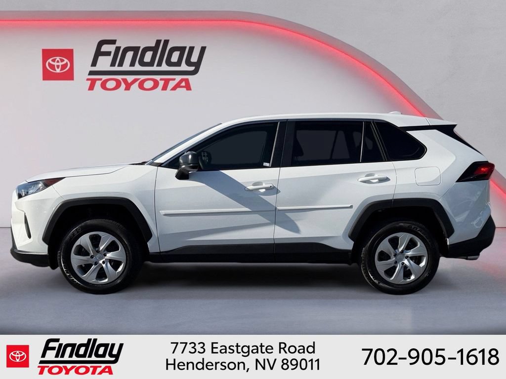 Used 2022 Toyota RAV4 LE w/ Carpet Mat Package (TMS) FWD image 10