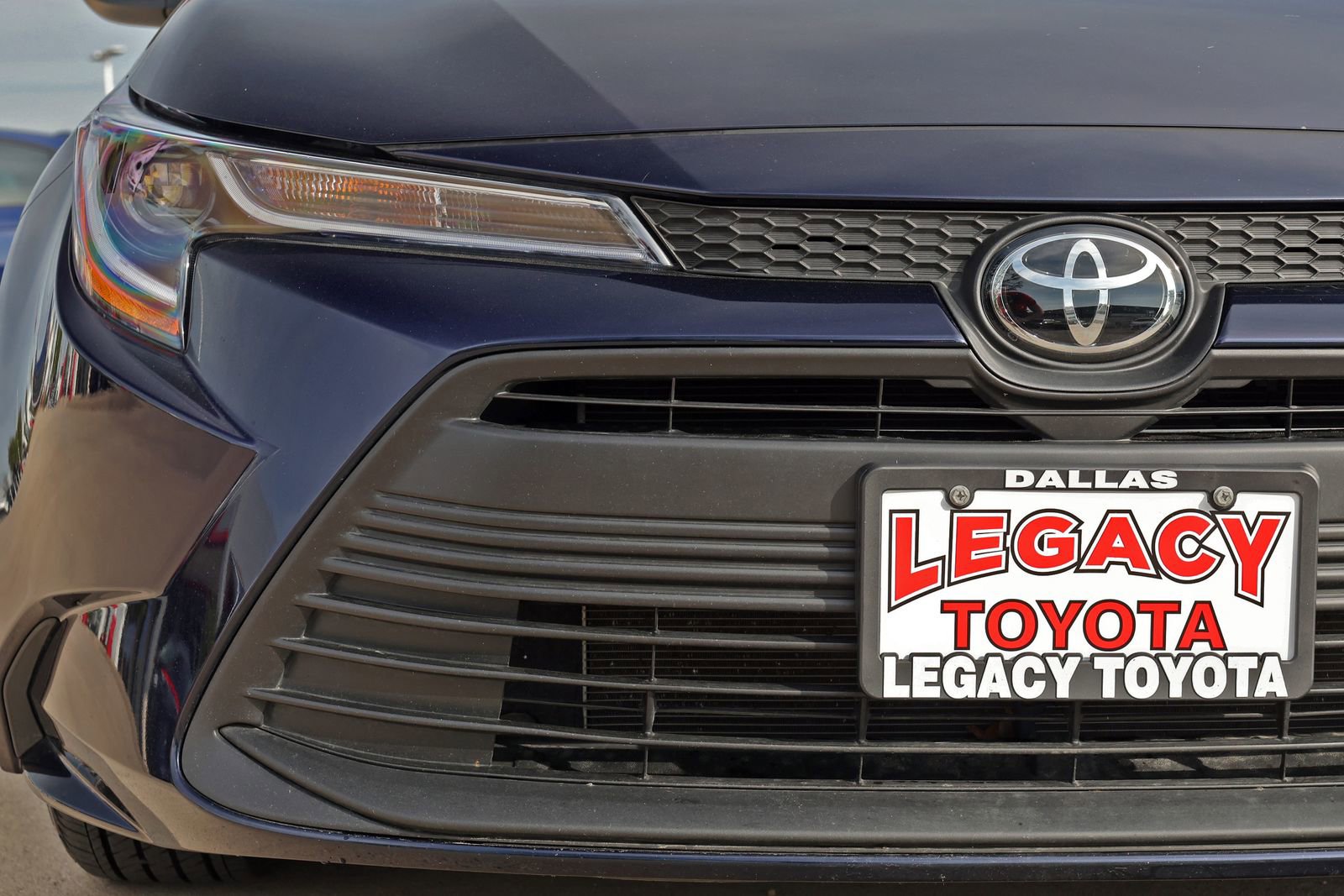 Used 2025 Toyota Corolla LE image 10