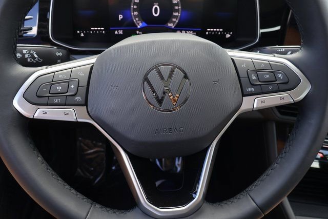 Certified 2026 Volkswagen Jetta SE FWD image 18