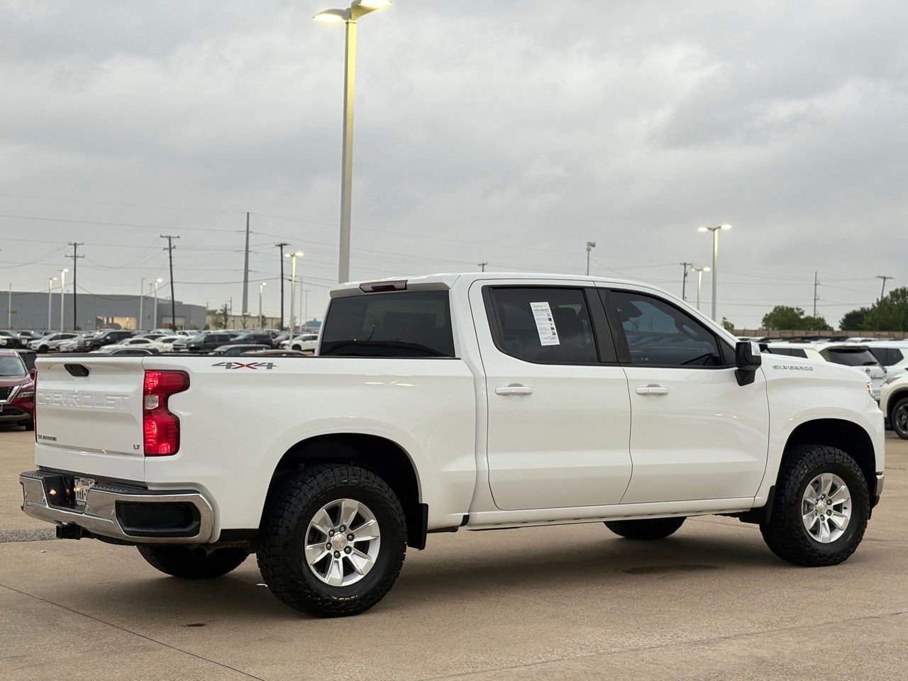 Used 2020 Chevrolet Silverado 1500 LT w/ Convenience Package image 6